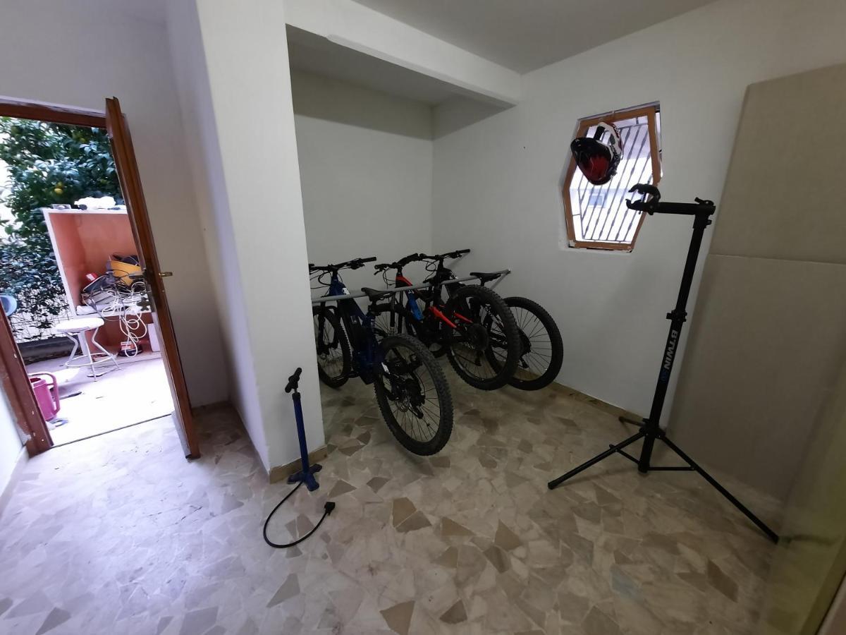 Casa Matilde - Appartamento Vista Mare - Con Posto Auto Finale Ligure Kültér fotó