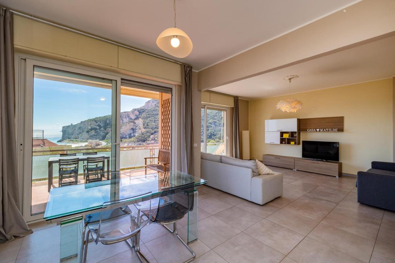 Casa Matilde - Appartamento Vista Mare - Con Posto Auto Finale Ligure Kültér fotó