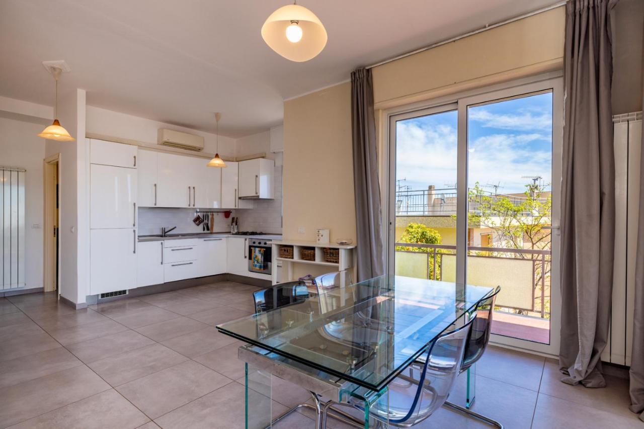 Casa Matilde - Appartamento Vista Mare - Con Posto Auto Finale Ligure Kültér fotó